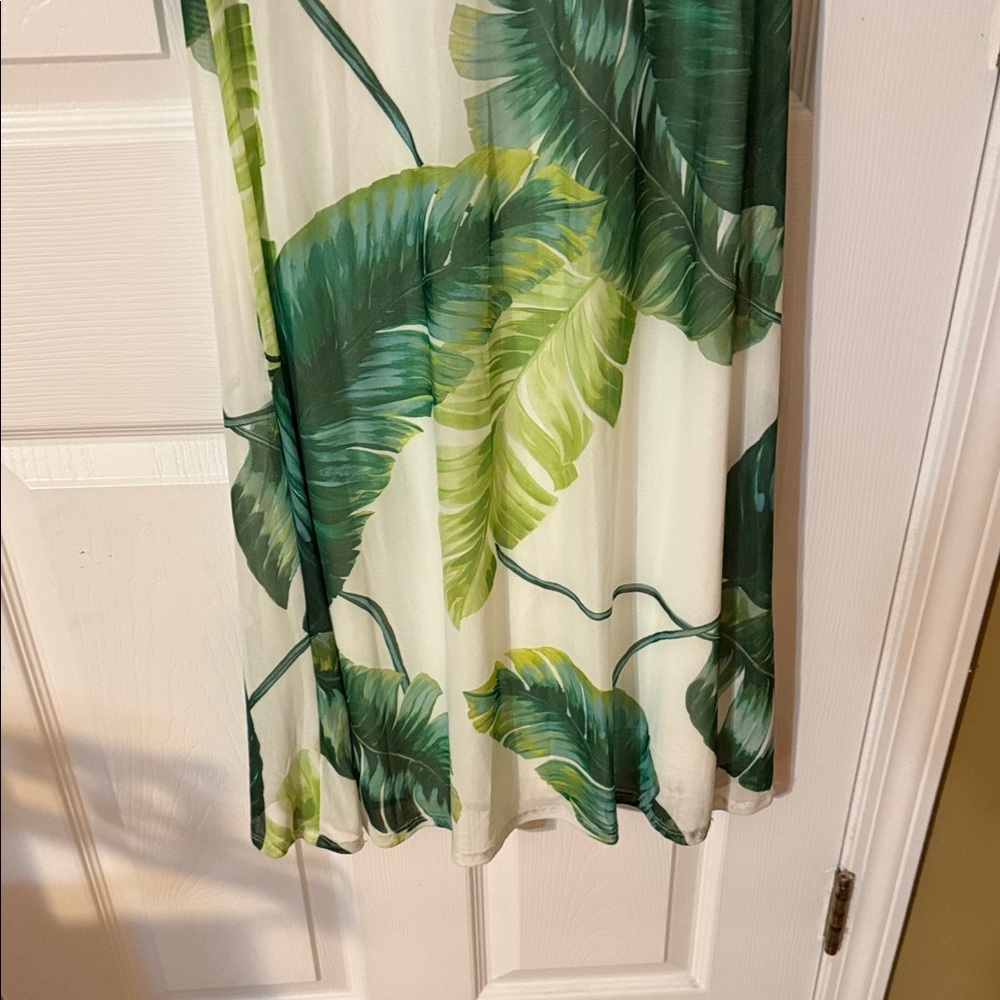 Tropical Green Leaf Print Dress - Picture 3 of 6